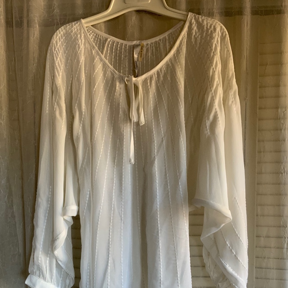 Detailed sheer blouse